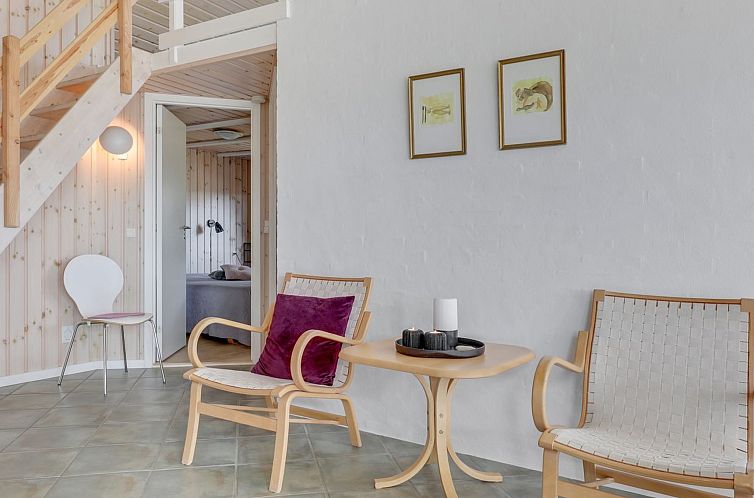 Vakantiehuis "Ansgar" - 150m from the sea