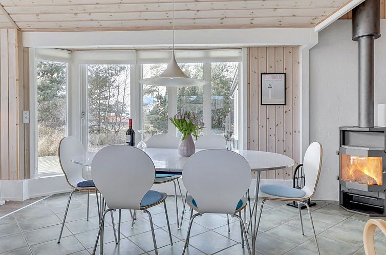 Vakantiehuis "Ansgar" - 150m from the sea