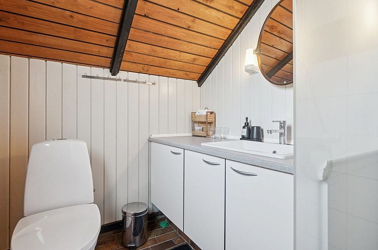 Vakantiehuis "Ajla" - 500m from the sea