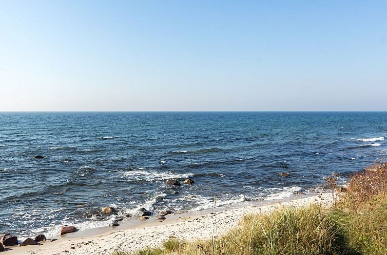 Vakantiehuis "Elona" - 950m from the sea