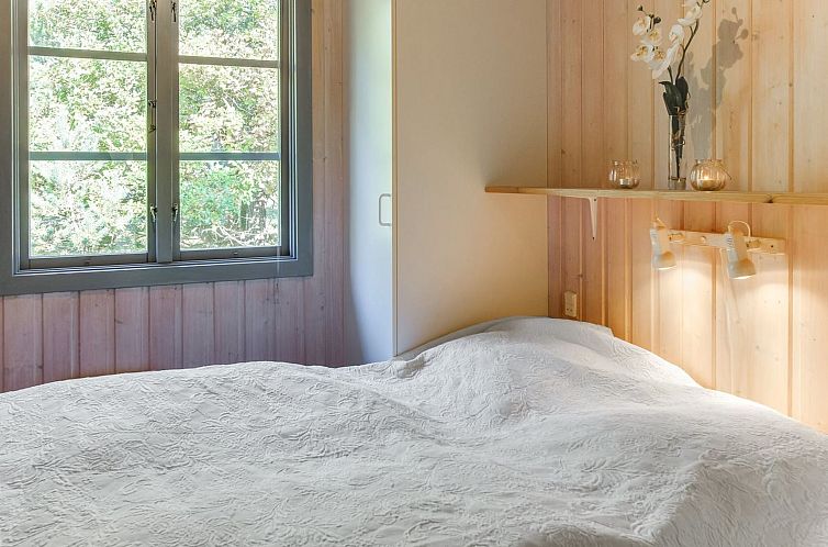 Vakantiehuis "Elona" - 950m from the sea