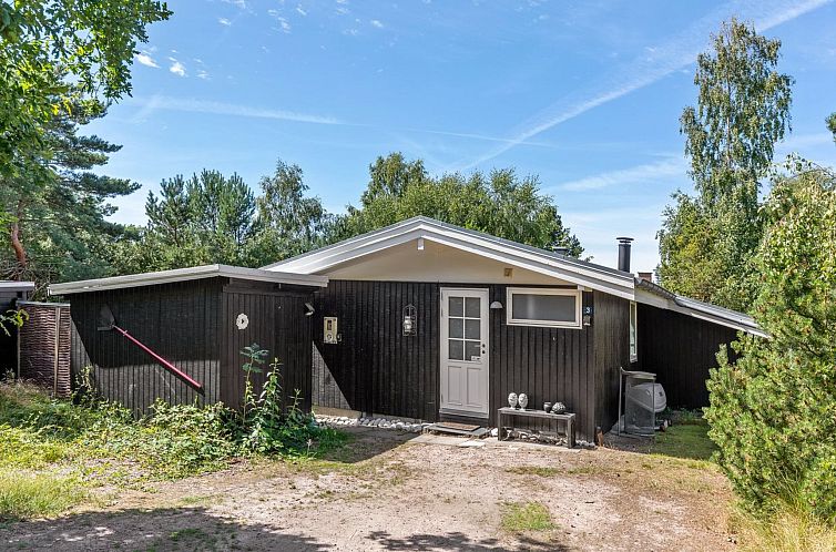 Vakantiehuis "Essi" - 300m from the sea