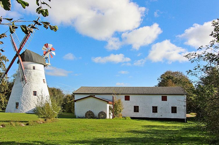Vakantiehuis "Iivo" - 350m from the sea
