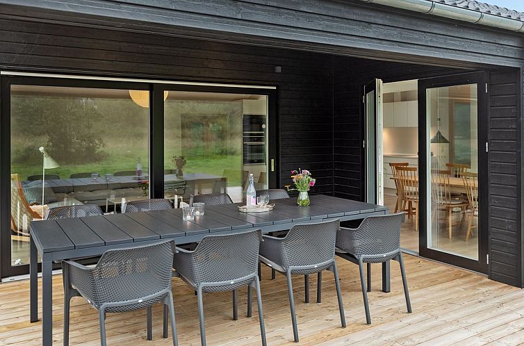 Vakantiehuis "Iivo" - 350m from the sea