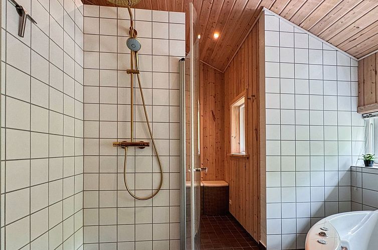 Vakantiehuis "Rudolf" - 400m from the sea