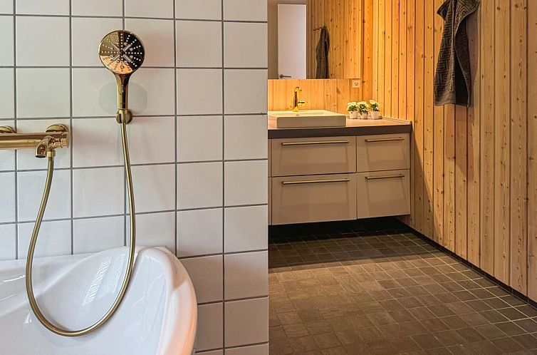 Vakantiehuis "Rudolf" - 400m from the sea