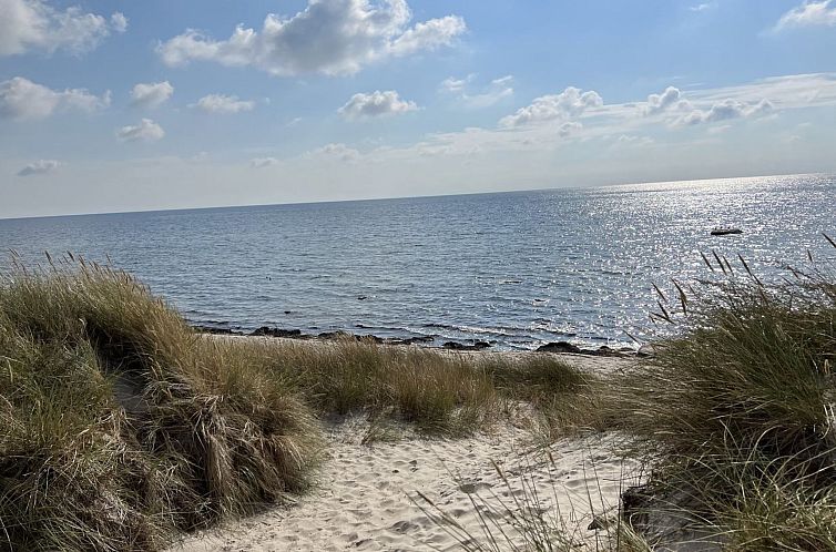 Vakantiehuis "Fredrike" - 500m from the sea