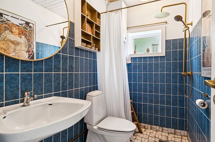 Vakantiehuis "Eirik" - 700m from the sea