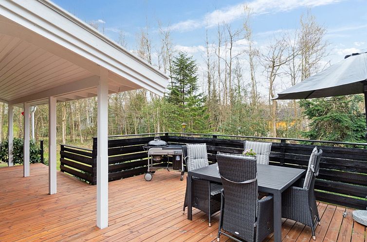 Vakantiehuis "Betti" - 700m from the sea