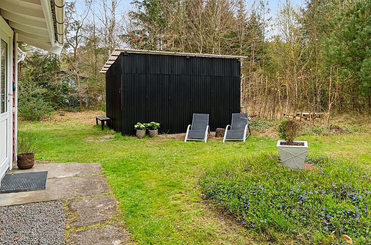 Vakantiehuis "Betti" - 700m from the sea