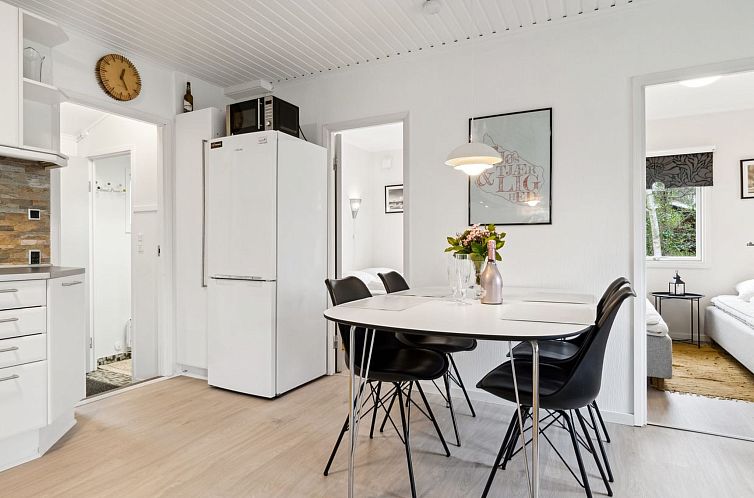 Vakantiehuis "Betti" - 700m from the sea