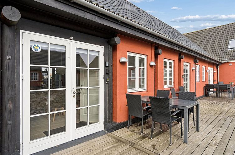 Appartement "Hinrich" - 4.5km from the sea