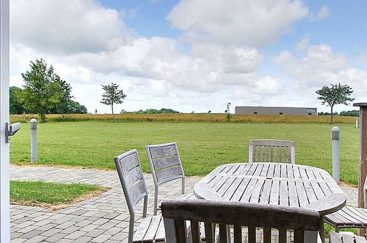 Appartement "Hinrich" - 4.5km from the sea