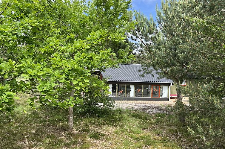 Vakantiehuis "Srebrenka" - 350m from the sea