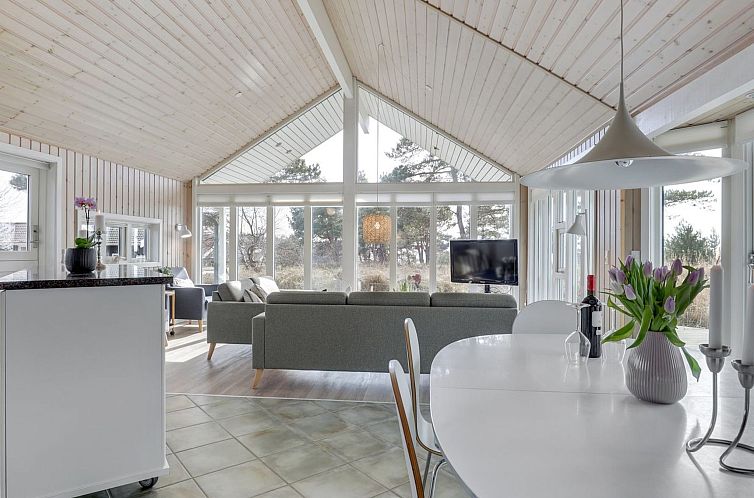 Vakantiehuis "Ansgar" - 150m from the sea