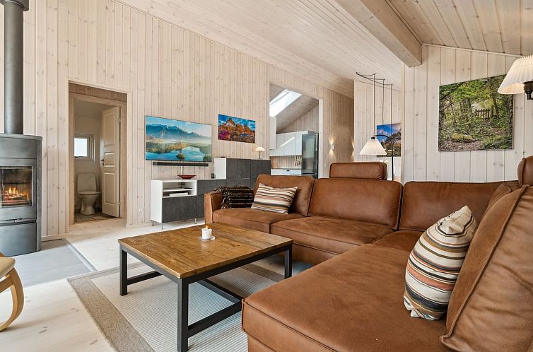 Vakantiehuis "Vamika" - 300m from the sea