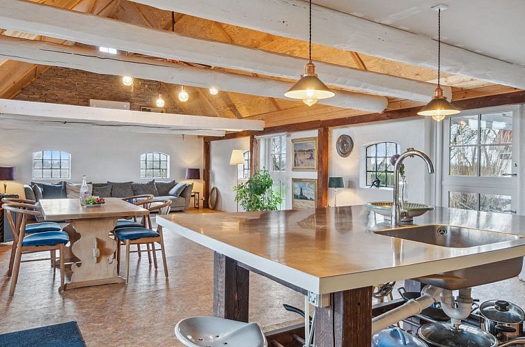 Vakantiehuis "Aulikki" - 2km from the sea