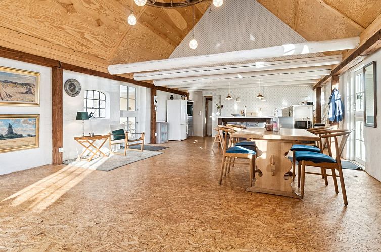 Vakantiehuis "Aulikki" - 2km from the sea