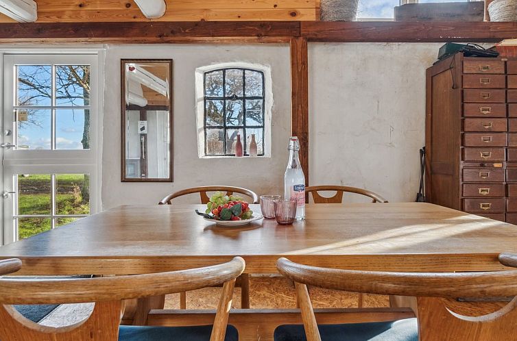 Vakantiehuis "Aulikki" - 2km from the sea