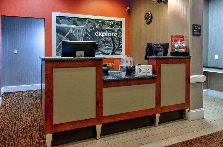 Hampton Inn College Park