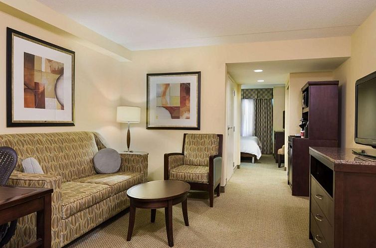 Hilton Garden Inn Waldorf