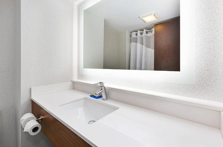Holiday Inn Express - Waldorf, an IHG Hotel