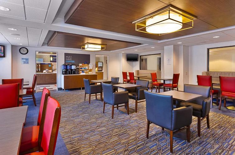 Holiday Inn Express - Waldorf, an IHG Hotel