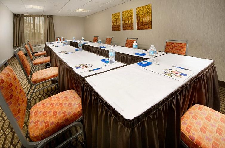 Holiday Inn Express - Waldorf, an IHG Hotel