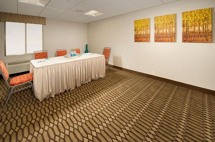 Holiday Inn Express - Waldorf, an IHG Hotel
