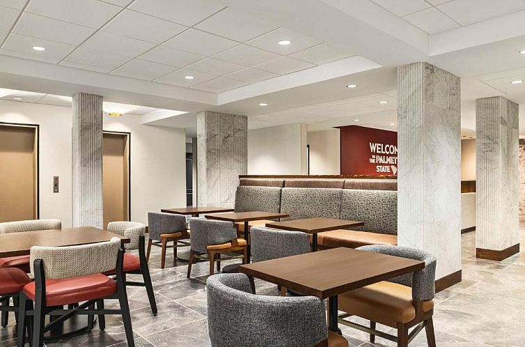Hampton Inn Columbia Downtown Historic District