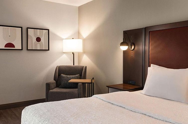 Hampton Inn Columbia Downtown Historic District