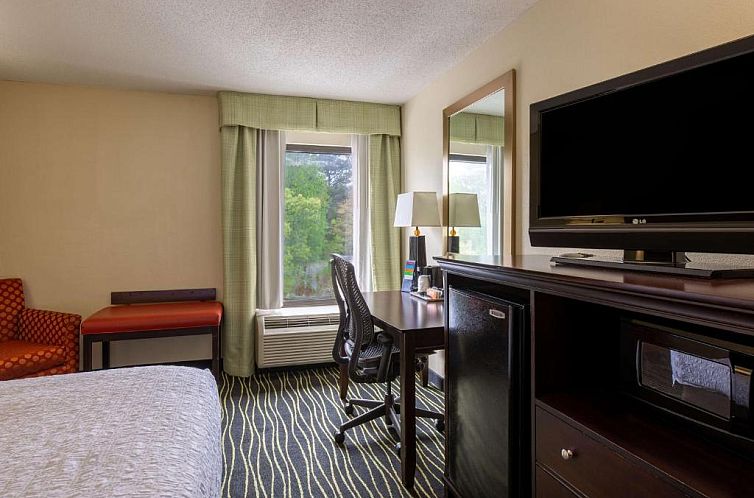 Hampton Inn Columbia I-26/Harbison Blvd