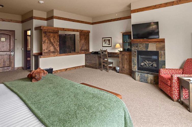 Lodge at Whitefish Lake