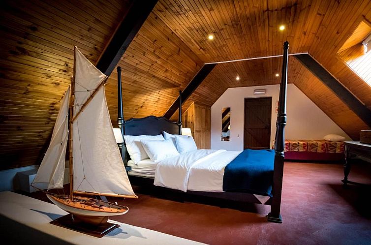 De Leeuwenhof Estate