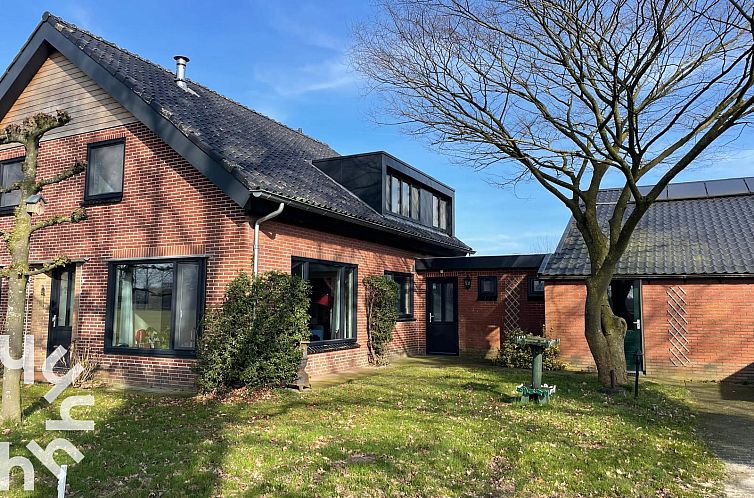 Prachtig 5 persoons vakantiehuis met hottub in Vorden,