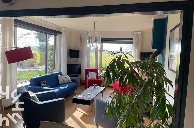 Prachtig 5 persoons vakantiehuis met hottub in Vorden,