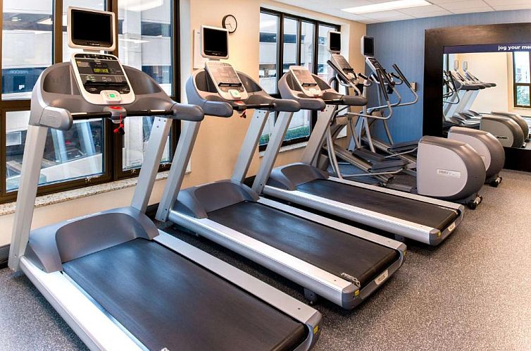 Hampton Inn & Suites National Harbor/Alexandria Area