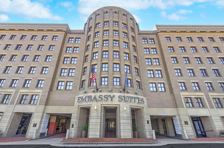 Embassy Suites Alexandria - Old Town