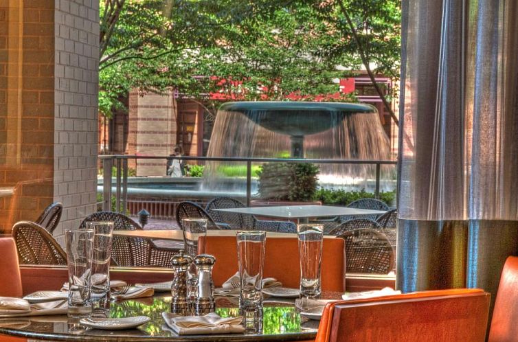 Embassy Suites Alexandria - Old Town