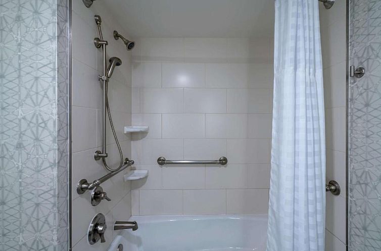 Embassy Suites Alexandria - Old Town