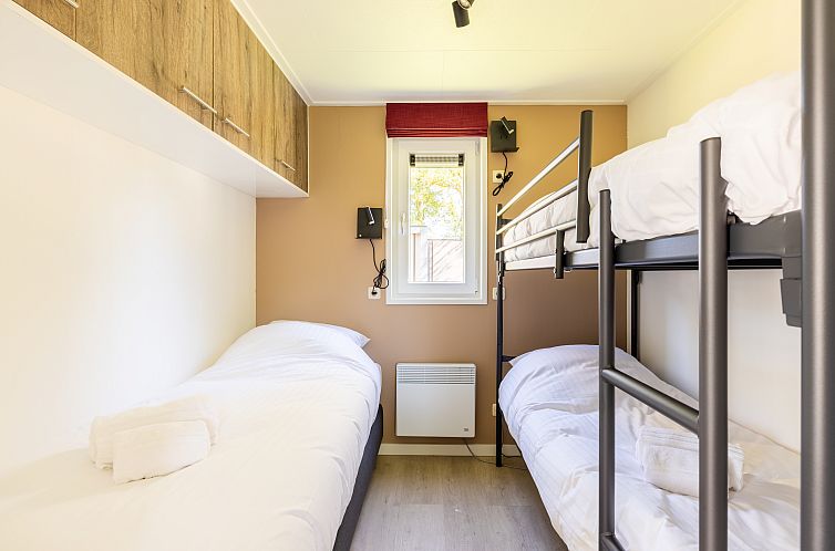 Alcon met sauna en sunshower