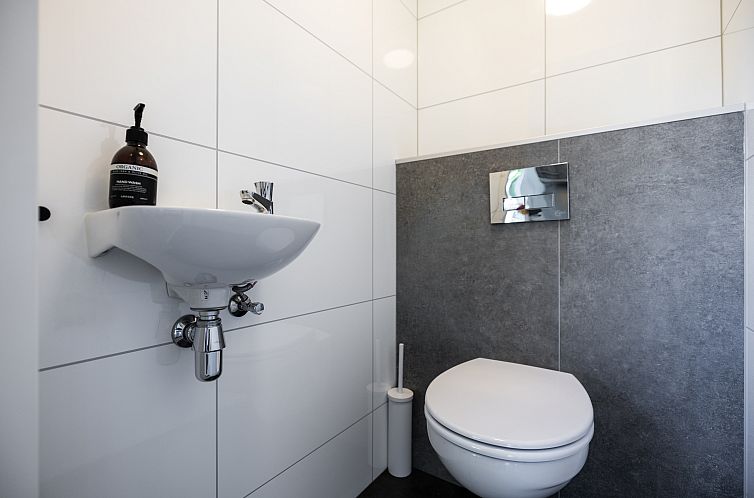 Alcon met sauna en sunshower