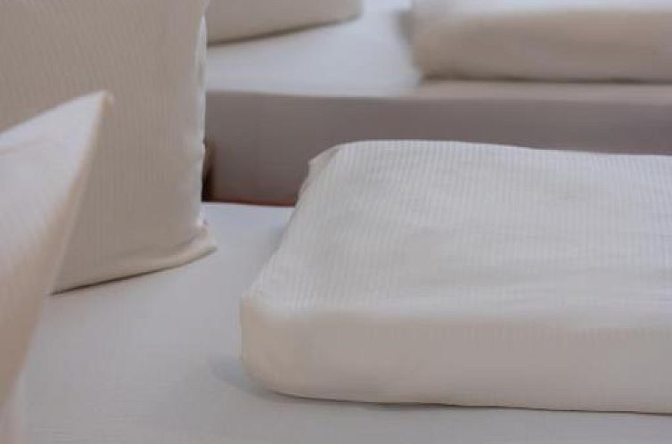 Orange Hotel und Apartments