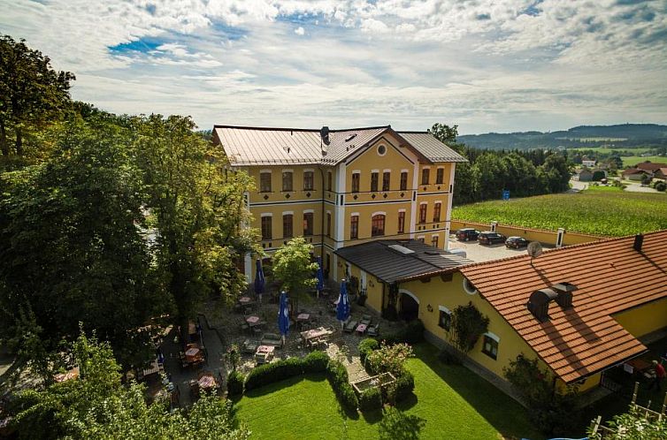 Hotel & Restaurant Waldschloss