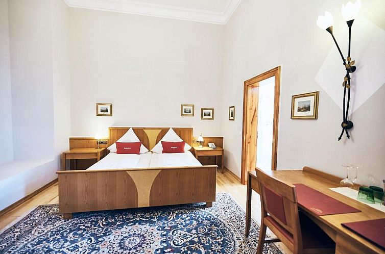 Hotel & Restaurant Waldschloss