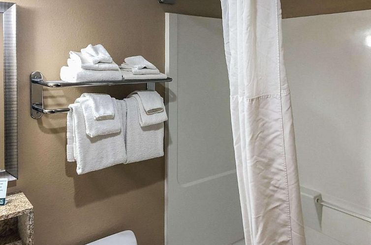 Quality Inn Near Joint Base Andrews-Washington Area