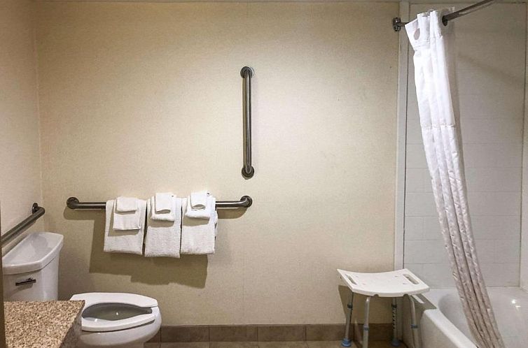 Quality Inn Near Joint Base Andrews-Washington Area