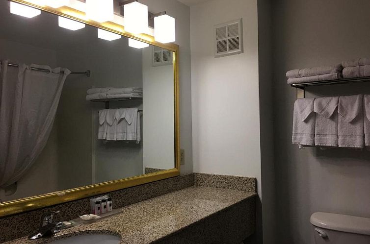 Country Inn & Suites by Radisson, Camp Springs (Andrews Air 