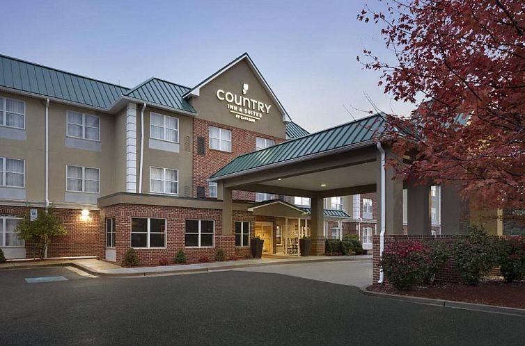 Country Inn & Suites by Radisson, Camp Springs (Andrews Air 