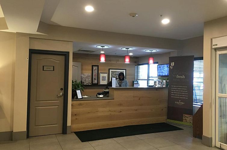 Country Inn & Suites by Radisson, Camp Springs (Andrews Air 